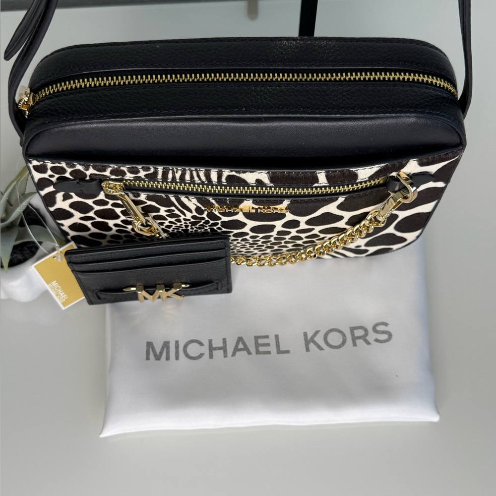 3pcs MICHAEL KORS EW Chain Crossbody Bag, Large Reed Card Holder & Dust Bag NWT - Picture 4 of 14